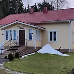Kommee Kurki - Cozy With Sauna Sastamala
